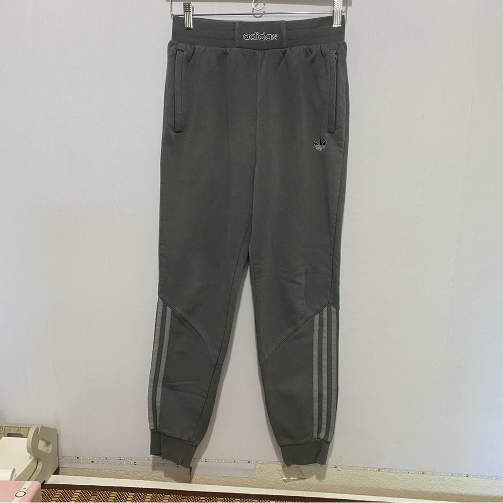 Adidas Originals 3-Stripes Jogger Pants Gray Youth L (13–14Y) Casual Loungewear